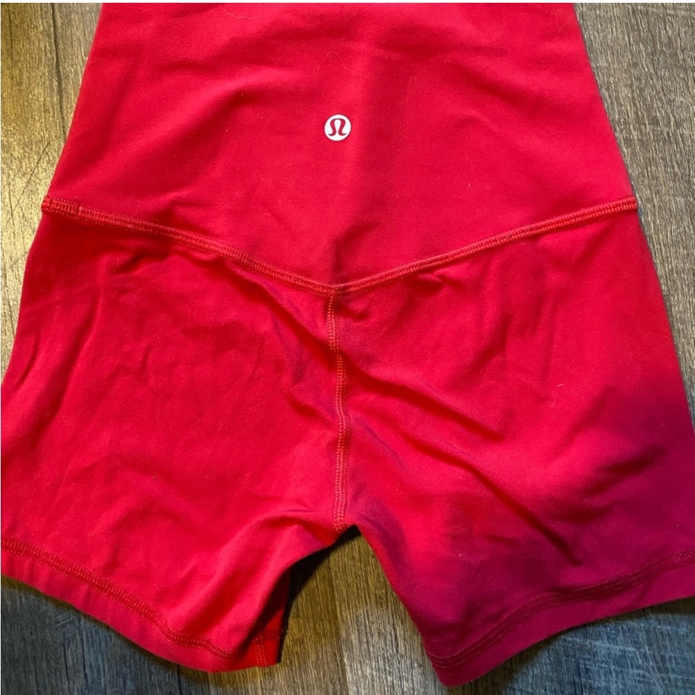 Lulu shorts. 4” size 2